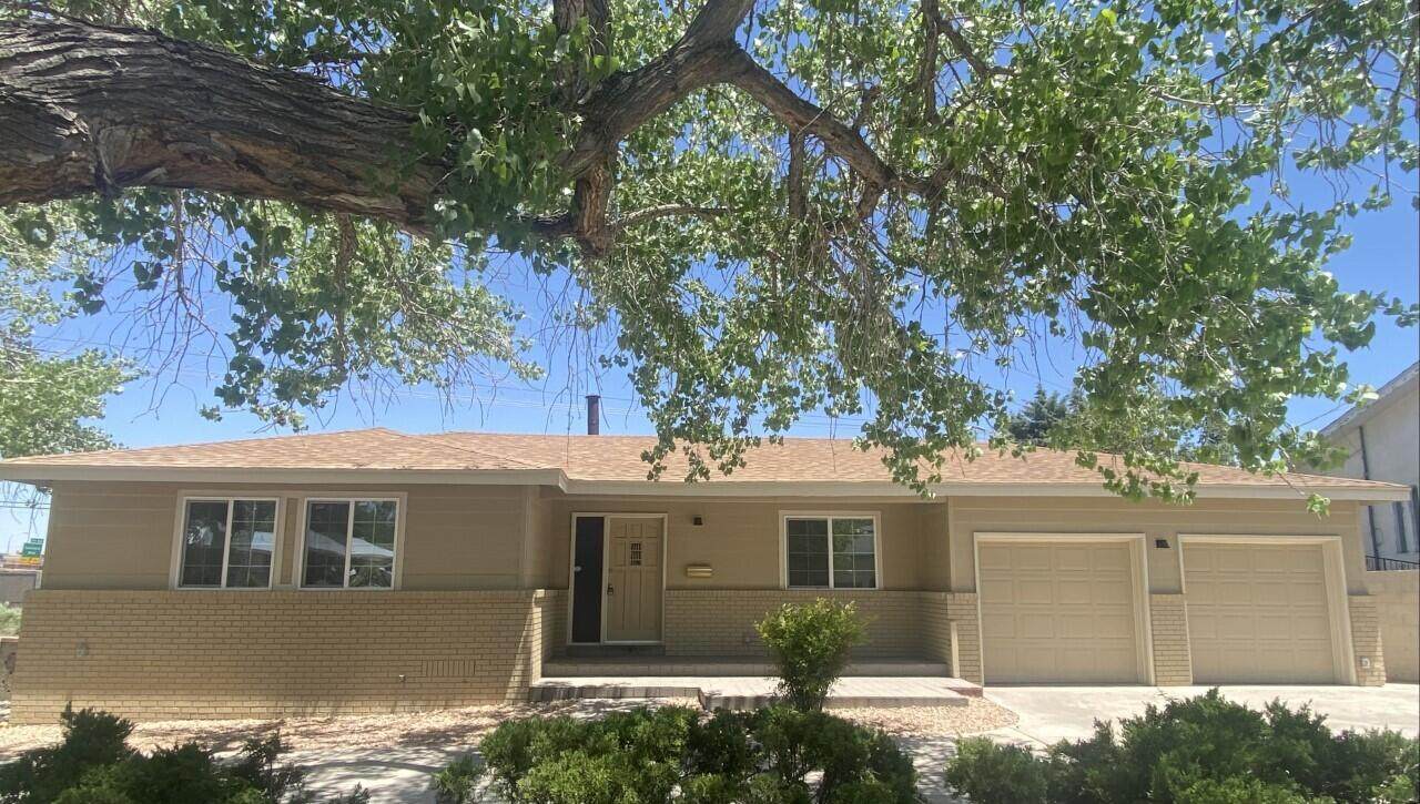 7601 Winter Avenue - Photo 1