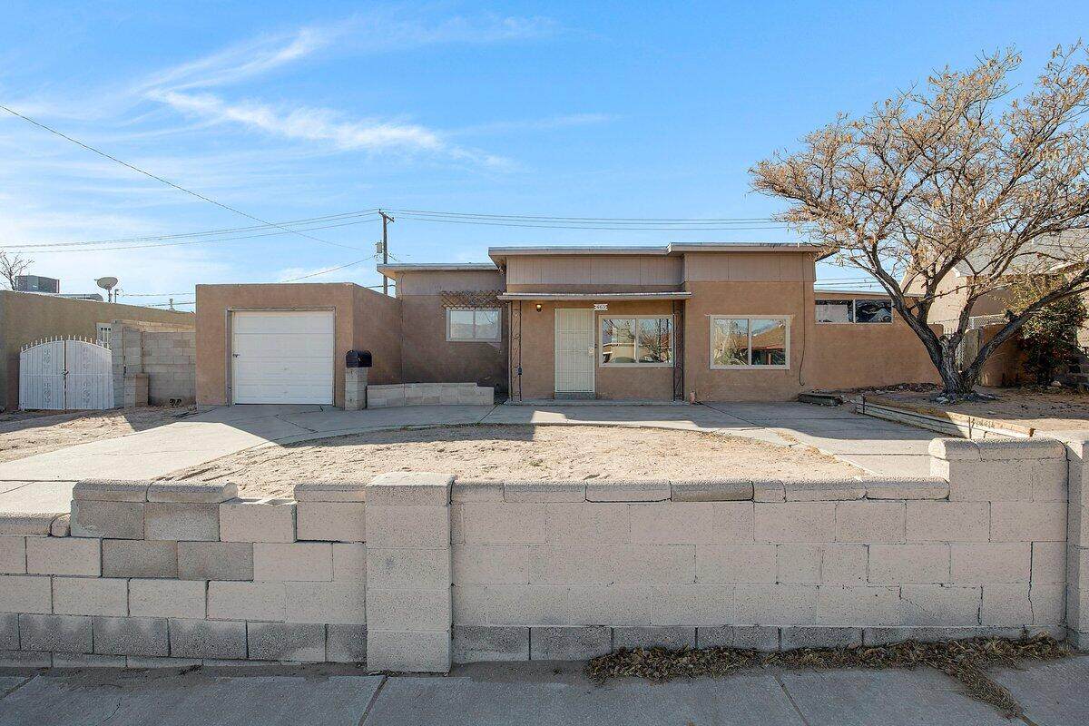 463 Loma Hermosa Drive - Photo 1