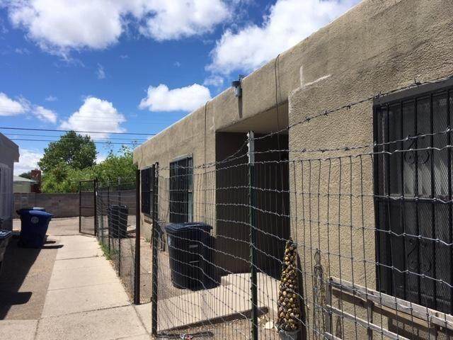 625 Louisiana Boulevard - Photo 1