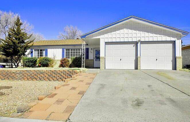 10217 Santa Paula Avenue - Photo 1