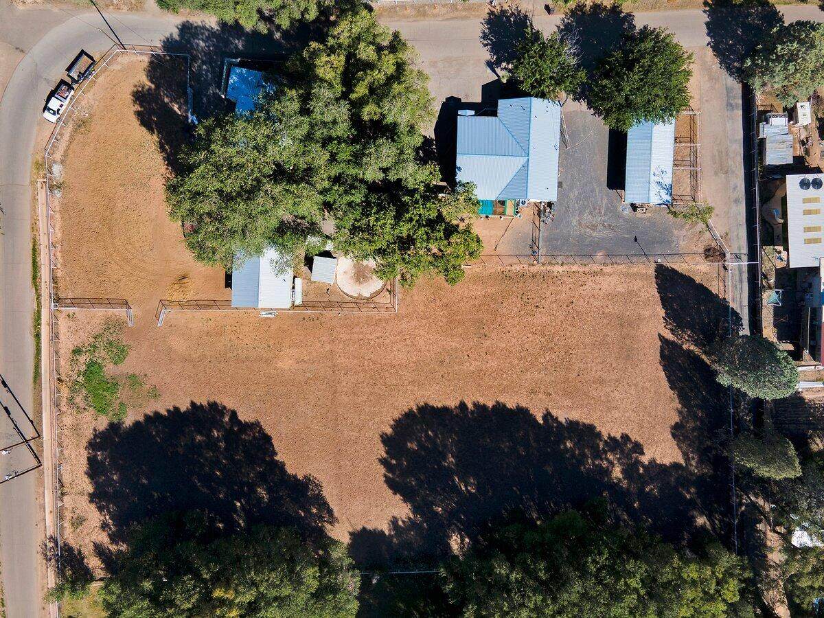 615 Country Lane - Photo 1