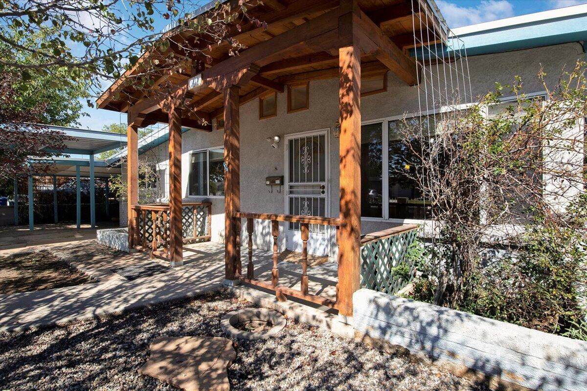 1417 Cherokee Road - Photo 1