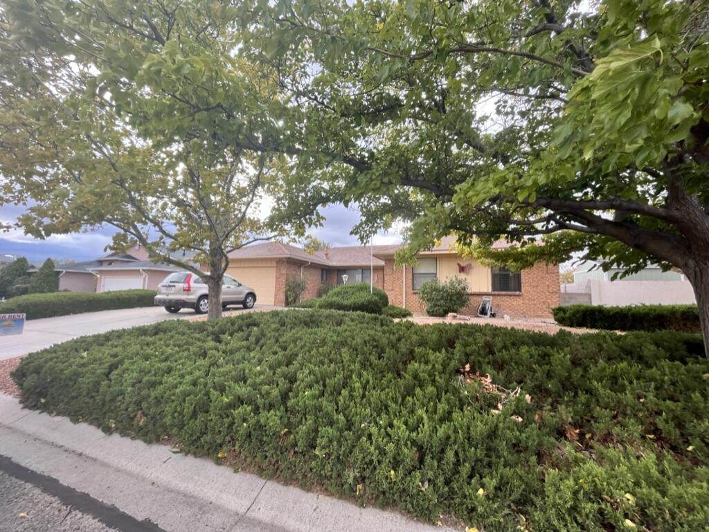 2888 Pinewood Drive - Photo 1