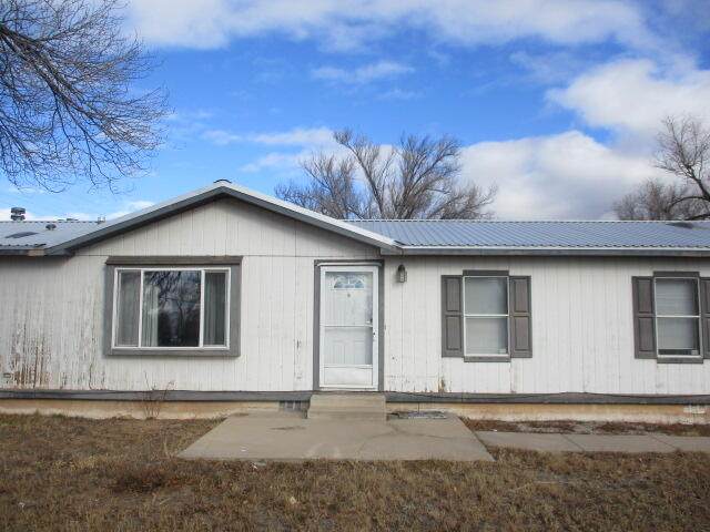 711 Center Avenue - Photo 1