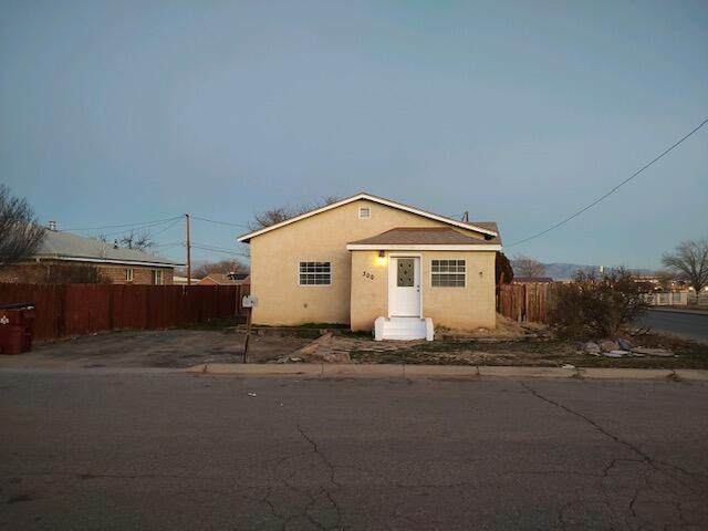 300 14th Street - Photo 1