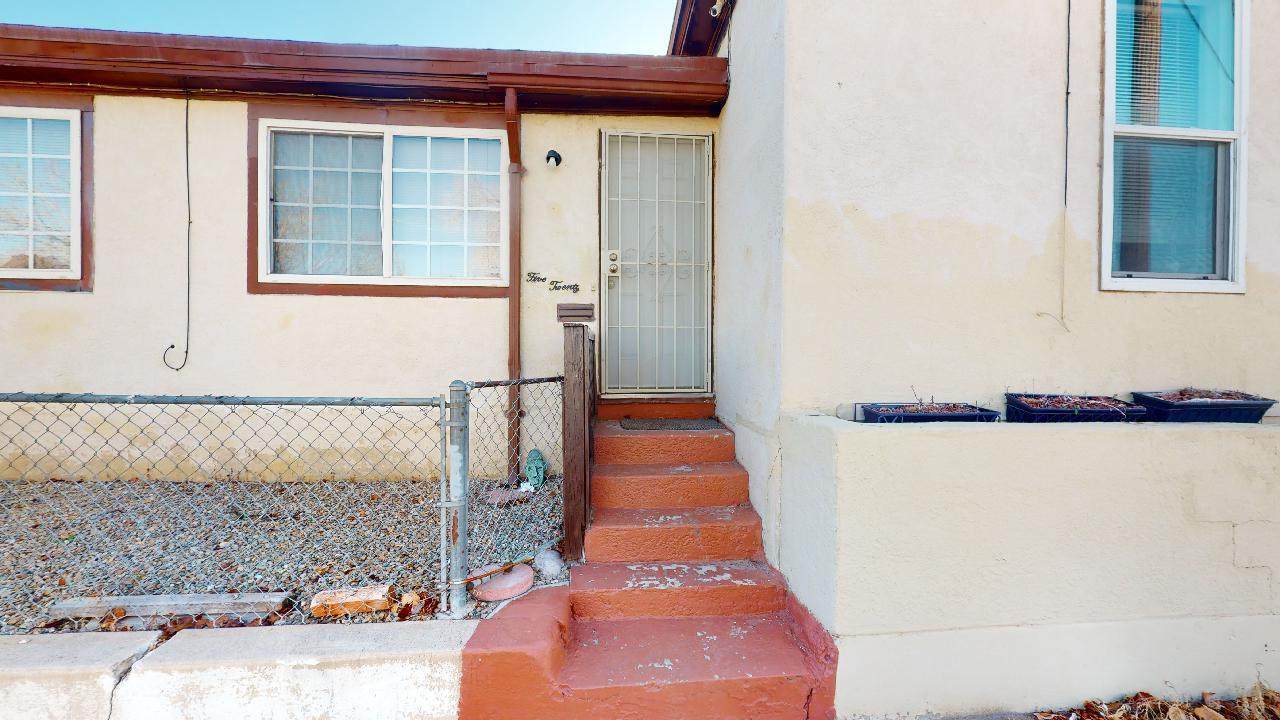 520 Iron Avenue - Photo 1