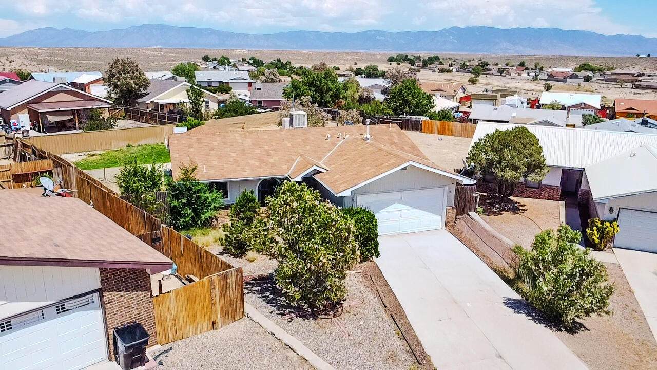 4 Aldea Place - Photo 1