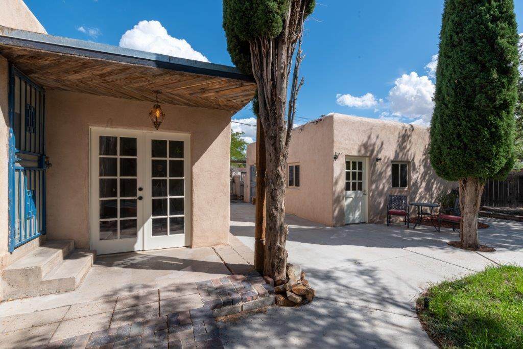 3506 Kathryn Avenue - Photo 1