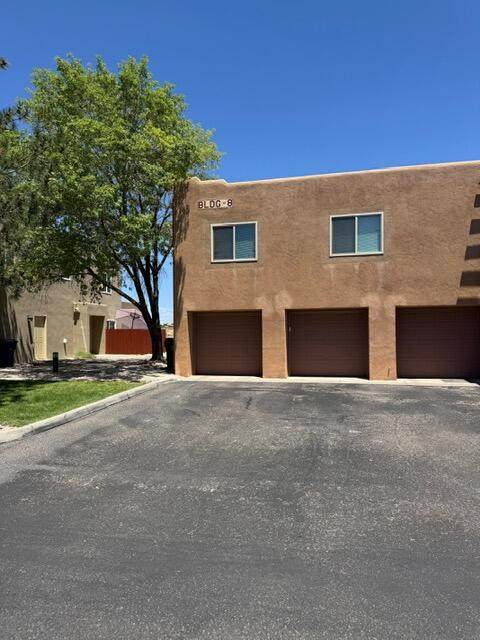 4801 Irving Boulevard - Photo 1