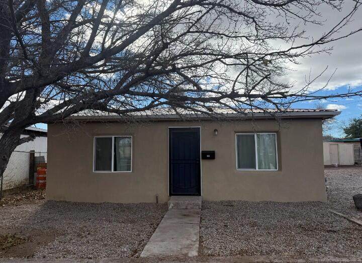 810 Padilla Place - Photo 1