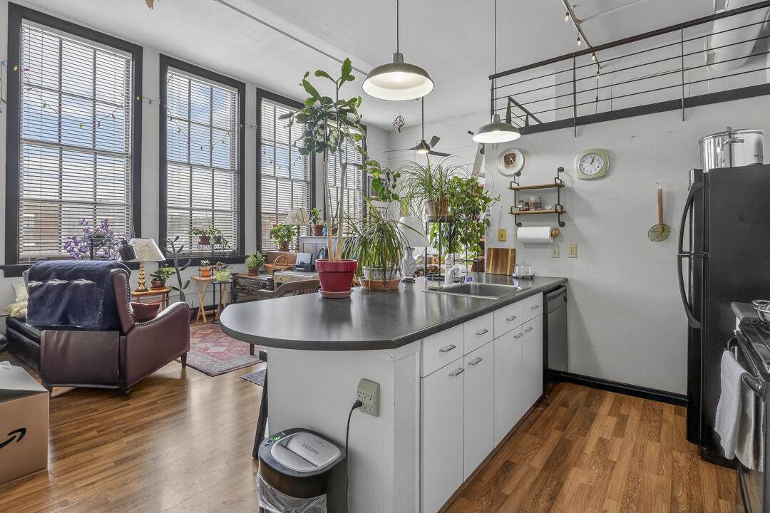 301 Central Avenue - Photo 1