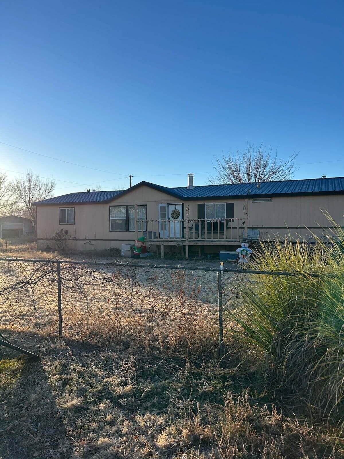 995 Harris Avenue - Photo 1