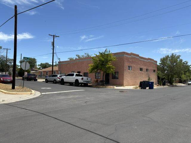 1200 Edith Boulevard - Photo 1