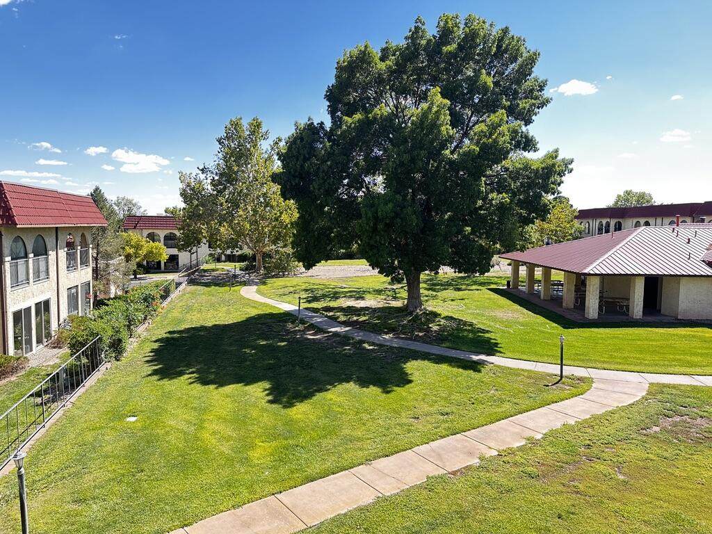 819 Country Club Drive - Photo 1