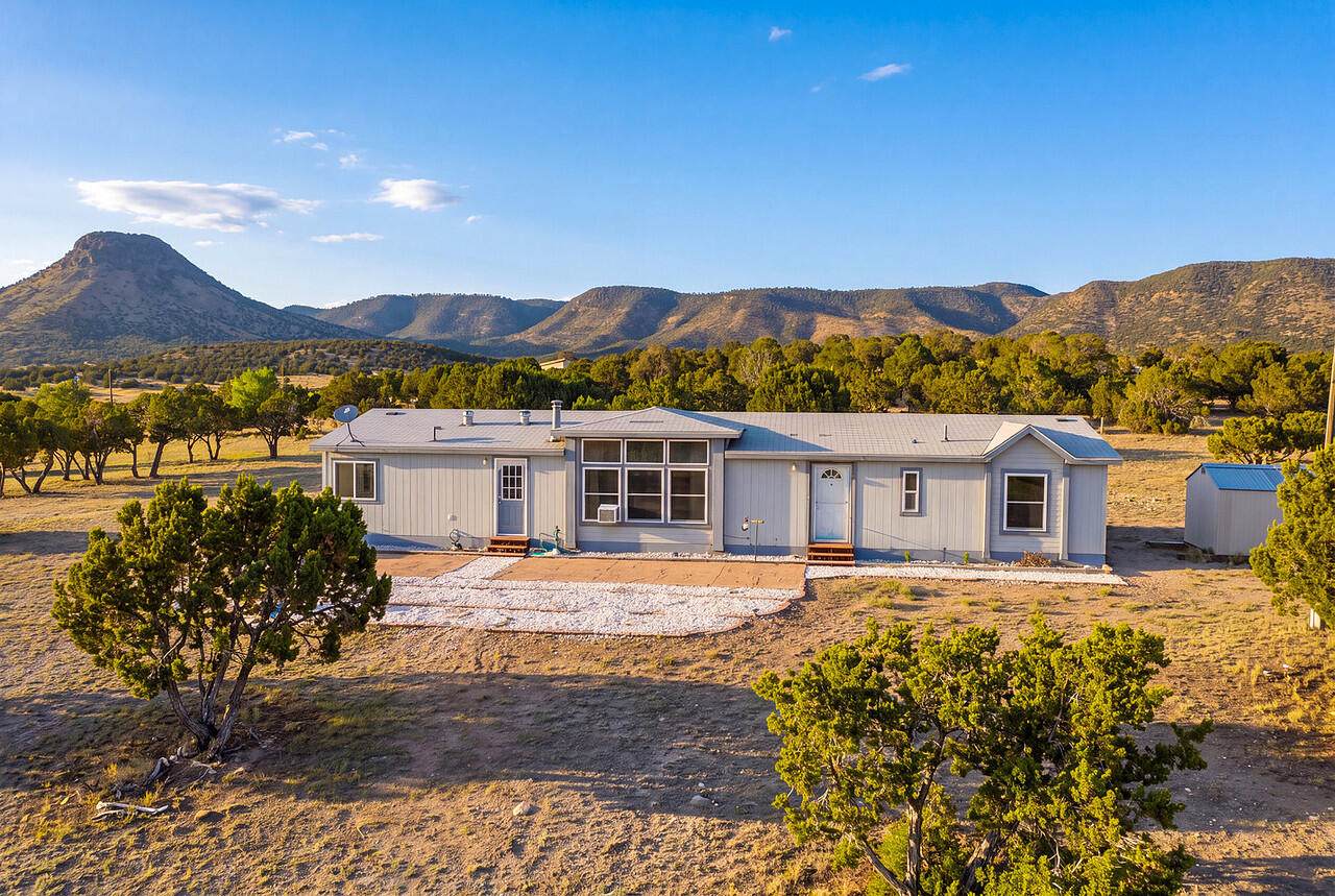 506 Southern Trail - Photo 1