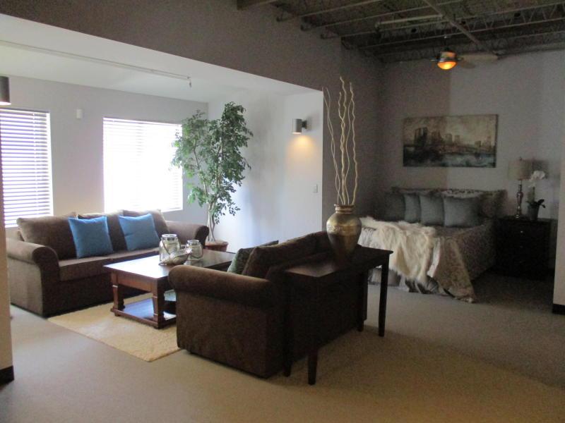 610 Central Avenue - Photo 1