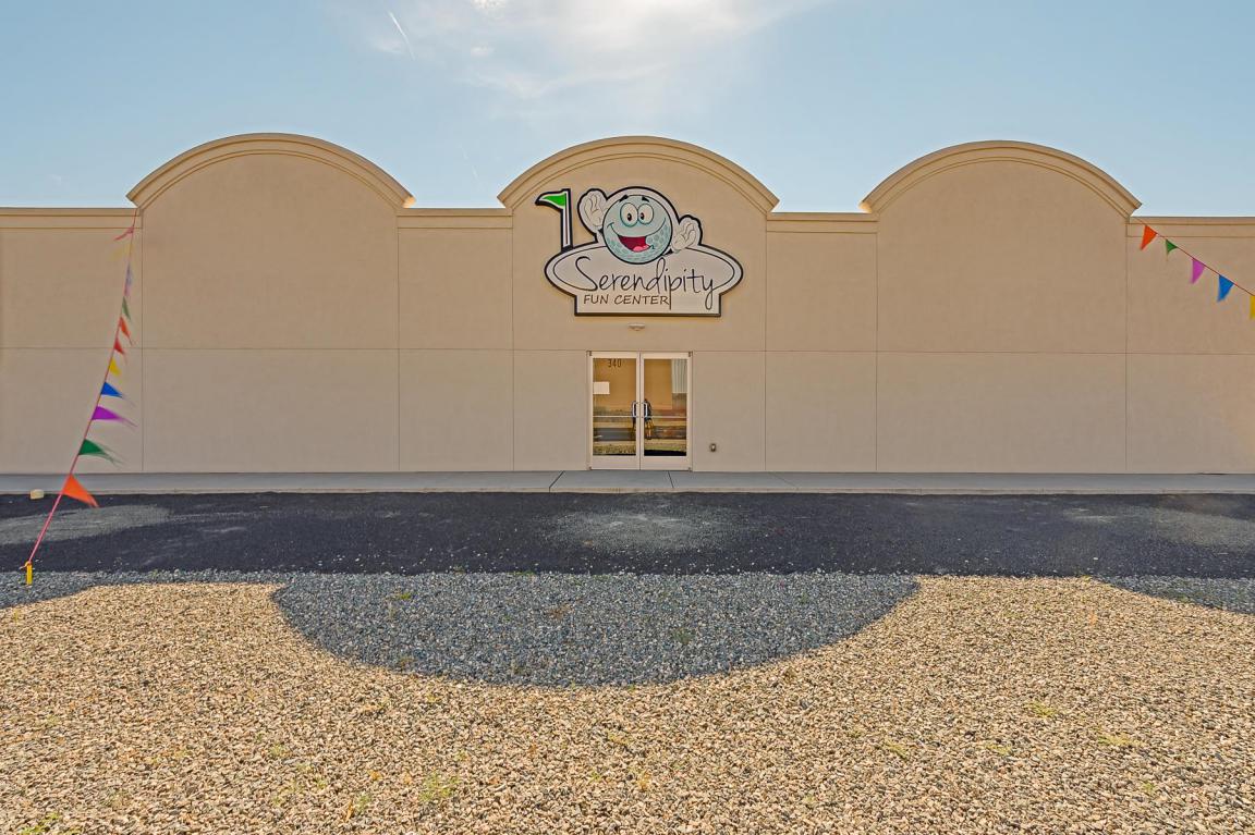 340 Los Cerritos - Photo 1