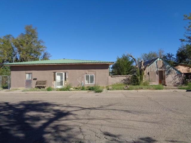 118 Ross Avenue - Photo 1