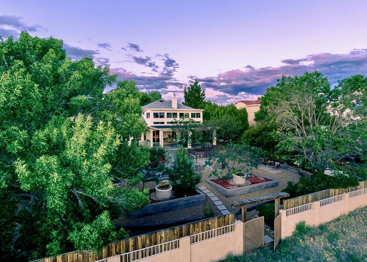 272 Nicklaus Drive - Photo 1