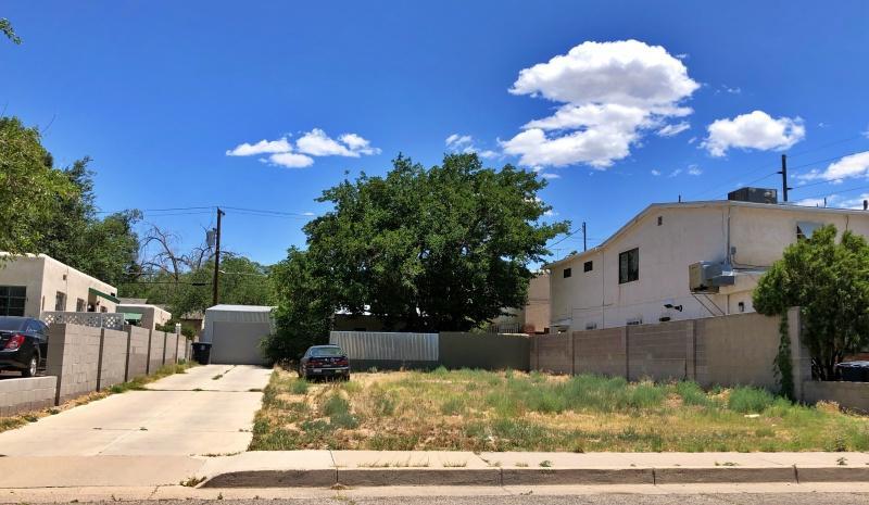 508 Columbia Drive - Photo 1