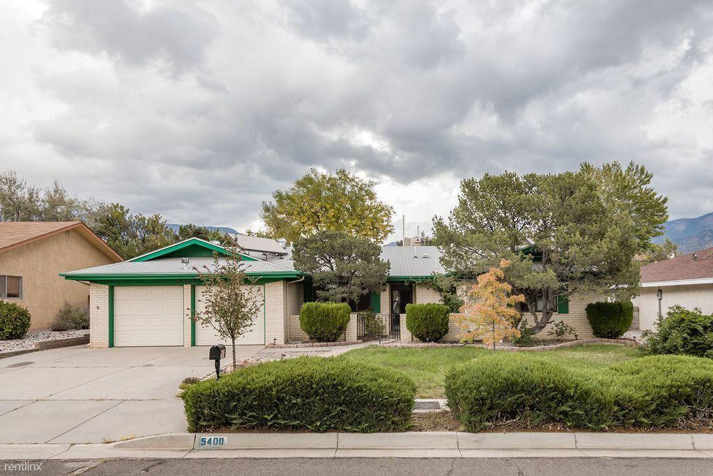 5400 Dee Drive - Photo 1