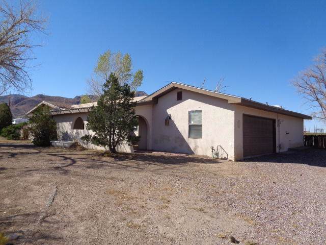 1702 Evergreen Drive - Photo 1