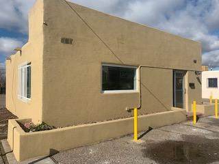 2917 San Mateo Boulevard - Photo 1