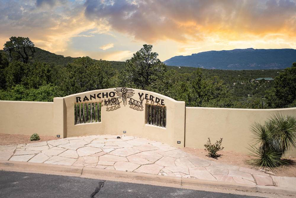 50 Los Pecos Loop - Photo 1