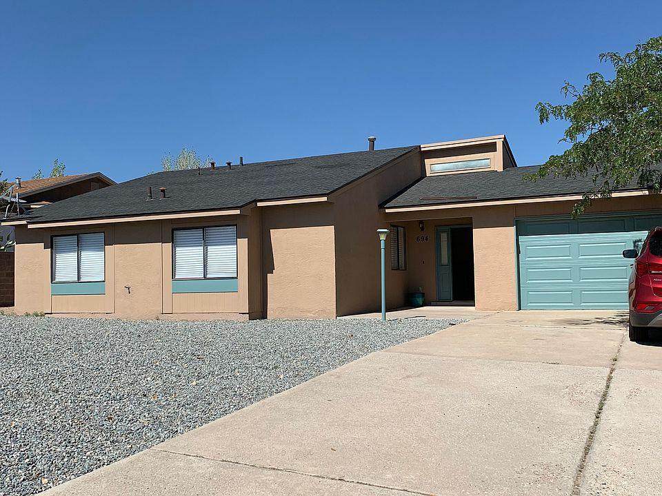 694 Baltic Avenue - Photo 1