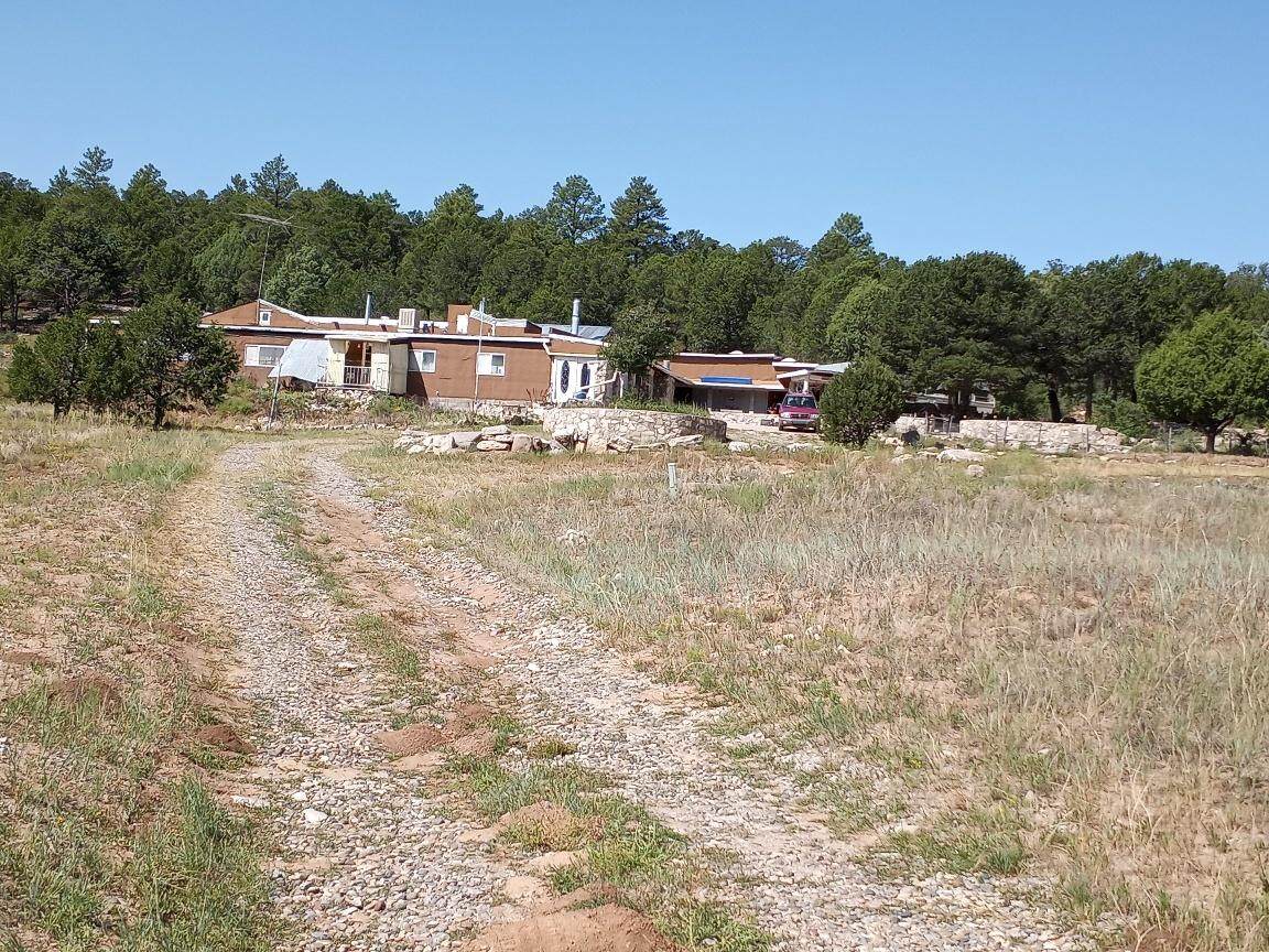 39 Pleasant Valley Drive - Photo 1