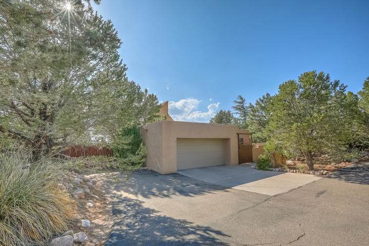 1064 Red Oaks Loop - Photo 1