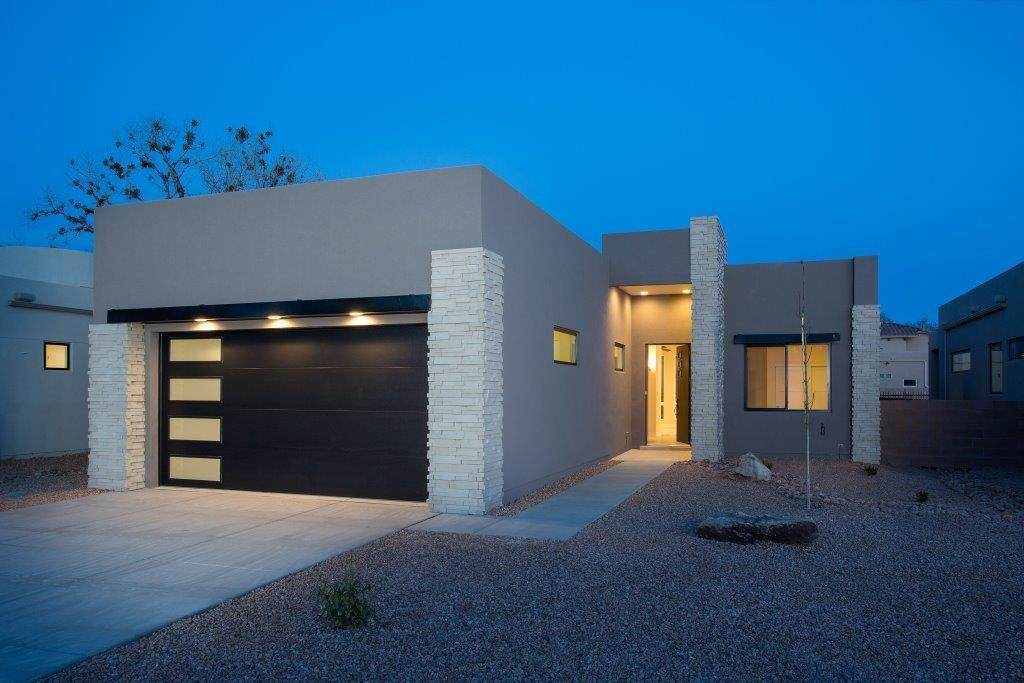 2716 Puerta Del Bosque Lane - Photo 1