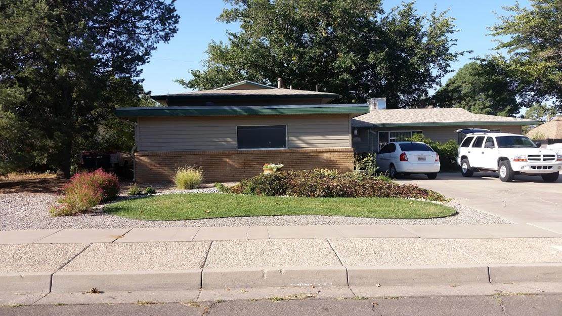 8804 Aspen Avenue - Photo 1