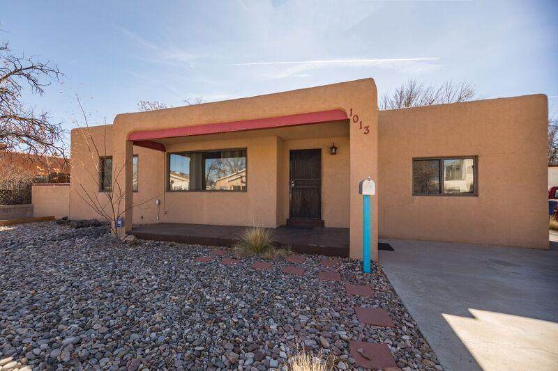 1013 Quincy Street - Photo 1