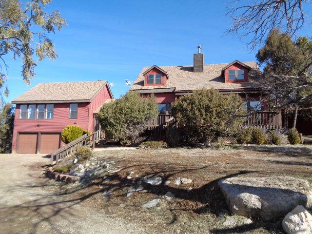 211 Skyland Boulevard - Photo 1