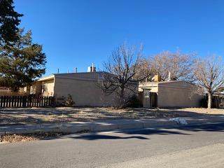 1033 Alvarado Drive - Photo 1