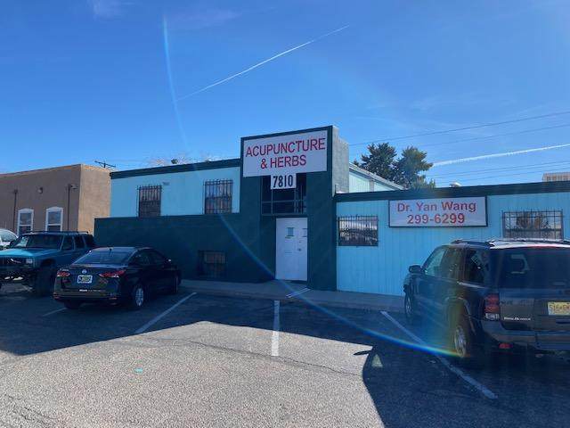 7810 Menaul Boulevard - Photo 1