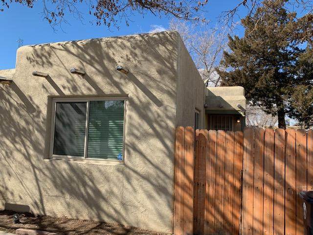 203.5 Quincy Street - Photo 1