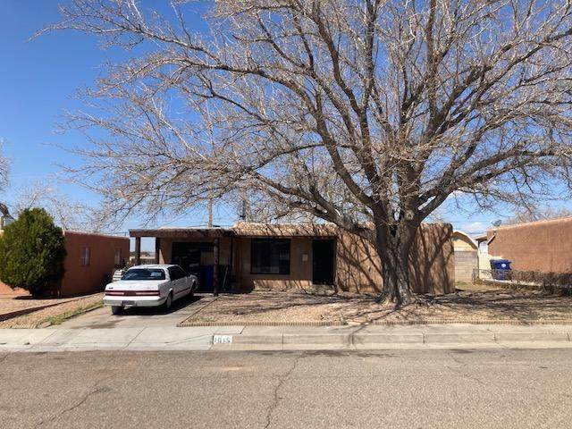 1015 Jane Street - Photo 1