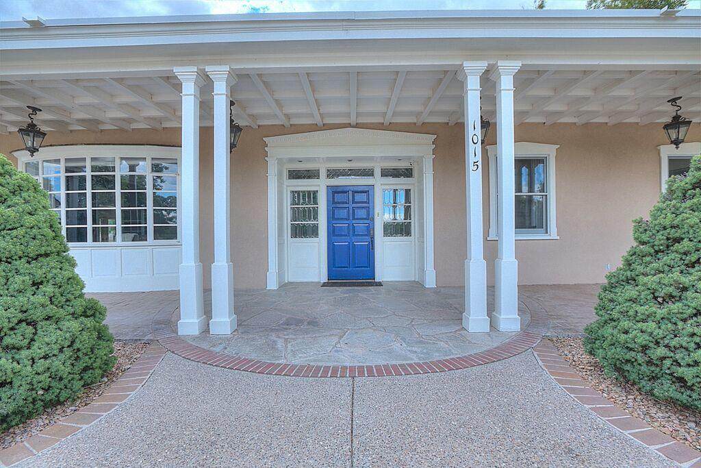 1015 Cottonwood Place - Photo 1