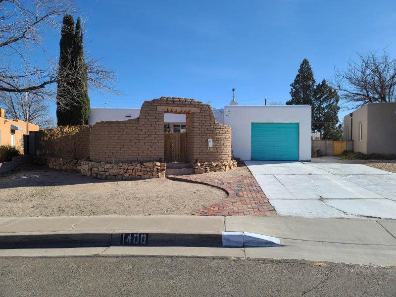 1400 Quincy Street - Photo 1