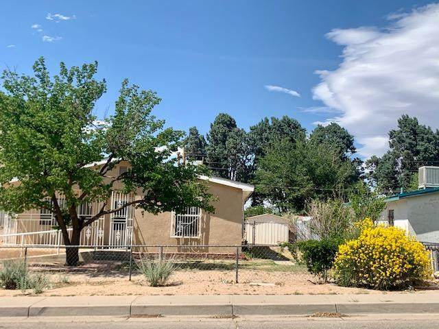 1901 Sunshine Terrace Avenue - Photo 1