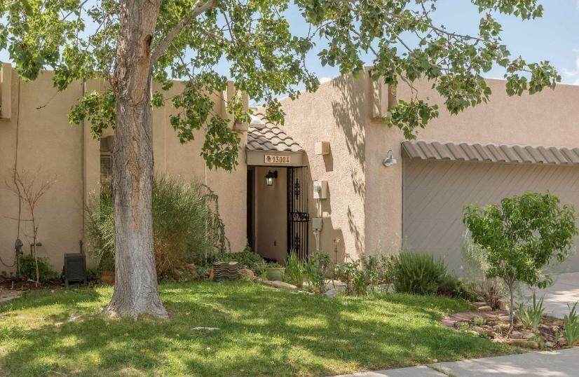 13004 Cambridge Place - Photo 1