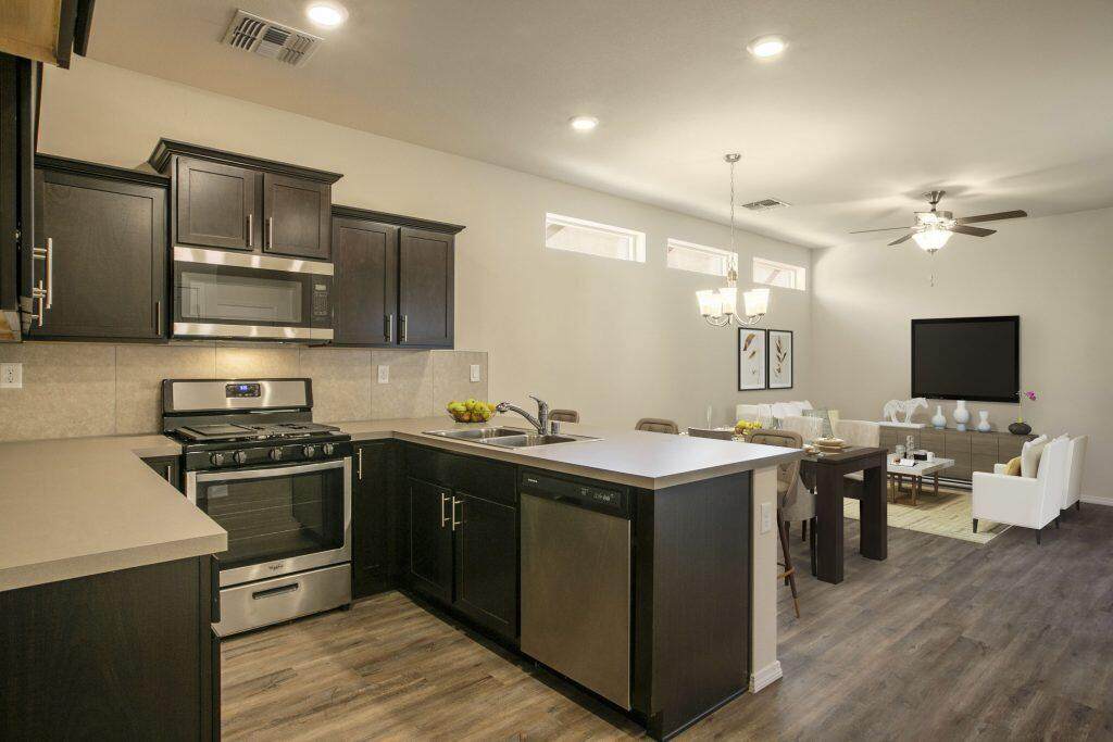 1484 Tierra Verde Loop - Photo 1