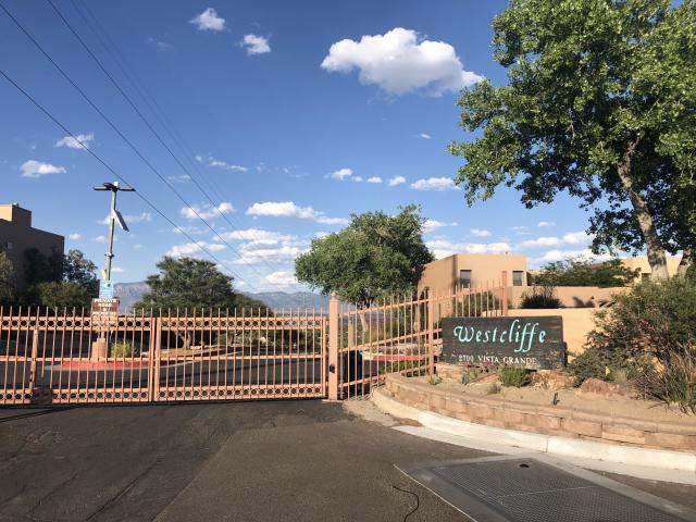 2700 Vista Grande Drive - Photo 1