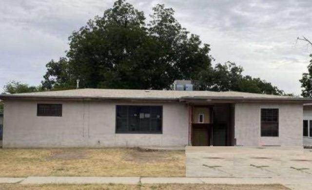 906 Pate Street - Photo 1