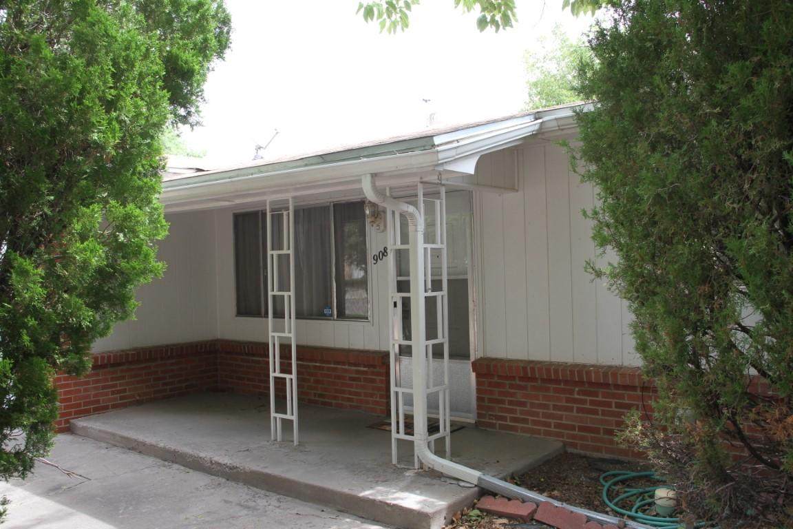 908 Bursum Place - Photo 1