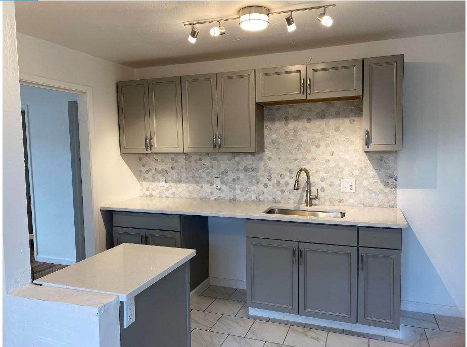 603 Valencia Drive - Photo 1