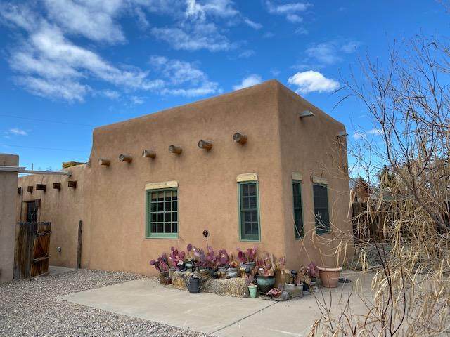 1004 21ST Street - Photo 1