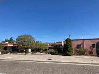 1040 Truman Street - Photo 1
